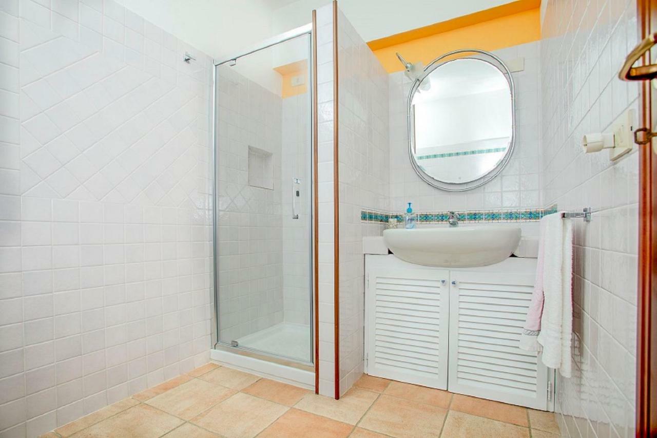 Bilocale Via Umbria Daire Santa Teresa Gallura Dış mekan fotoğraf